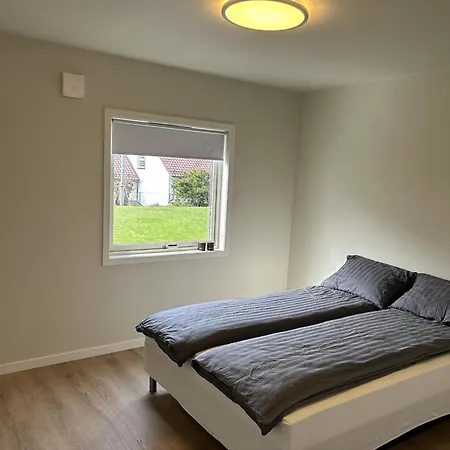 3 Bedroom With Parking Апартаменты Берген