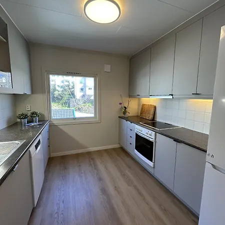 3 Bedroom With Parking Апартаменты *