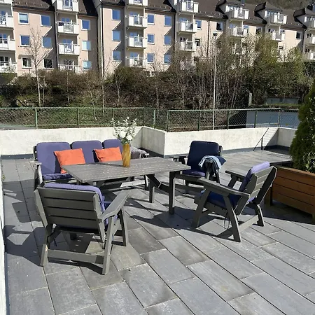 3 Bedroom With Parking Апартаменты Берген